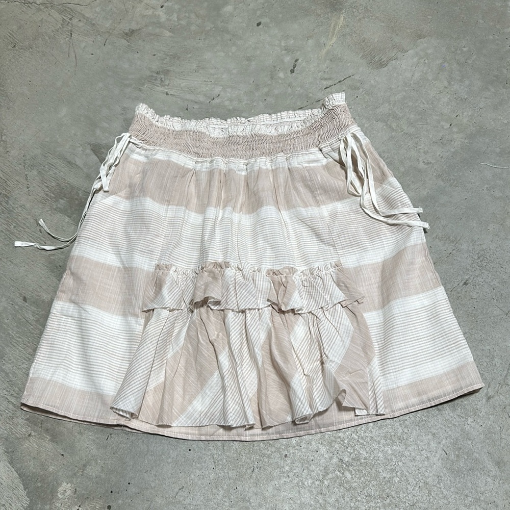 Banana Republic Ruffle Skirts for Women / Size‎ 4 / box 2-16
